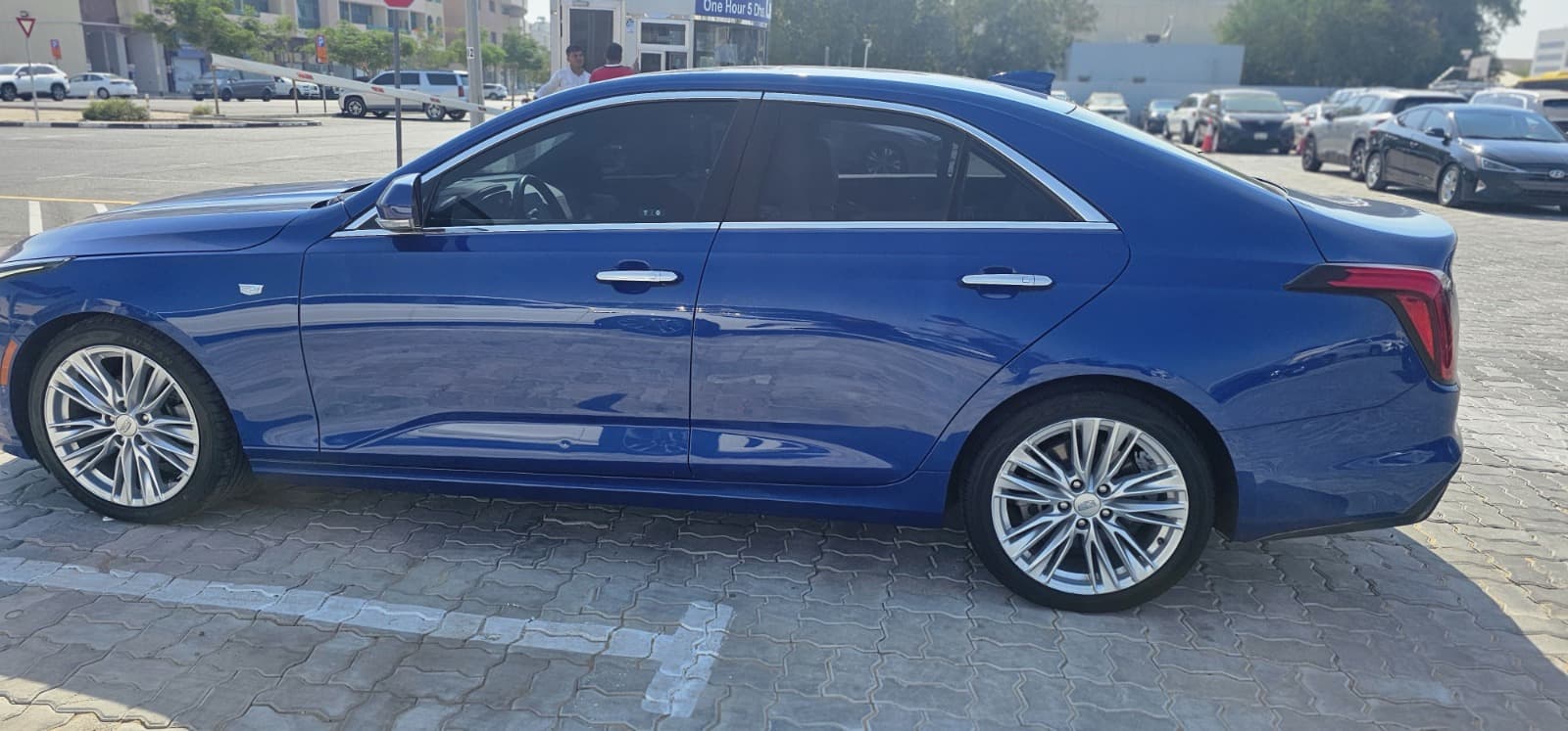 Cadillac CT4 2021